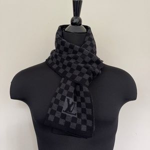 Louis Vuitton Scarf Damier Wool Black Gray Wrap
